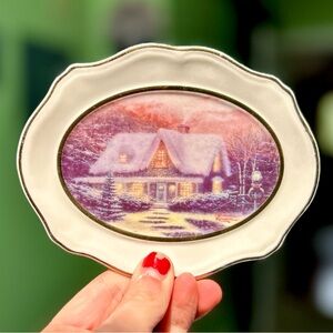 VTG Dainty Thomas Kinkade Winter Cottage Cabin Farm Wall Ceramic Cottagecore Art